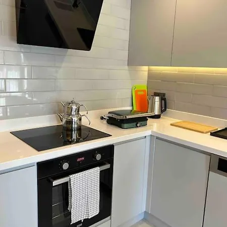 Antalya Belek'te Oezel Havuzlu Sitesi Belek