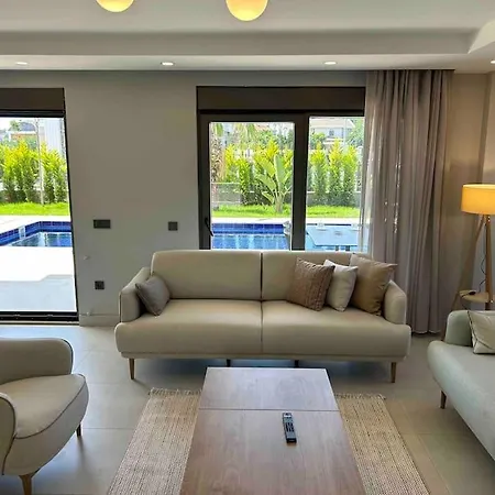 Antalya Belek'te Oezel Havuzlu Sitesi * Belek