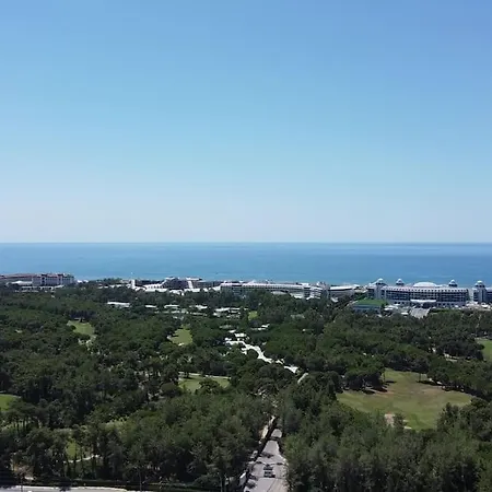 ヴィラ Antalya Belek'te Oezel Havuzlu Sitesi *