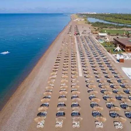 Antalya Belek'te Oezel Havuzlu Sitesi ヴィラ ベレキ